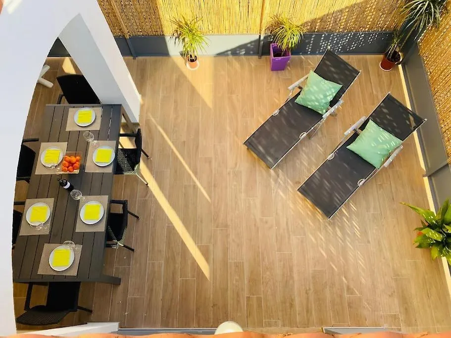 Daire Apartamentos Aquarium 100 M2 Next To The Beach Roses İspanya